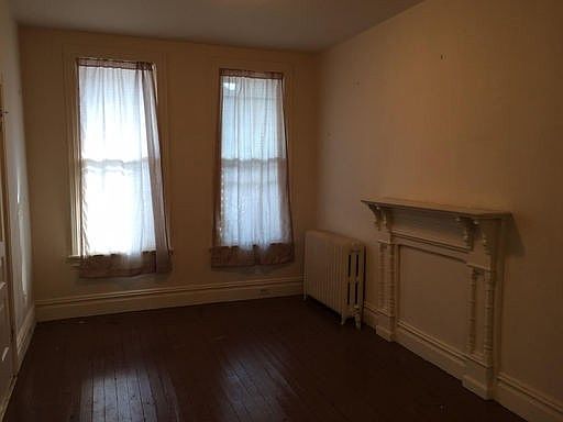 3rd image of 444 N Hanover St APT 1