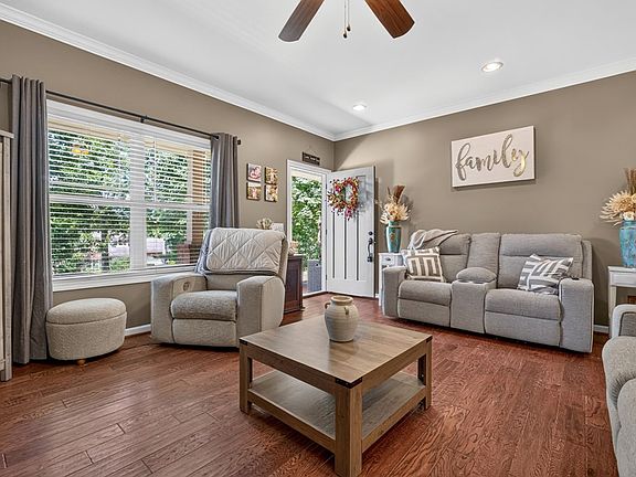 4th image of 7117 Coleman Cir