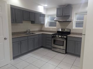 (Undisclosed Address), Glen Oaks, NY 11004