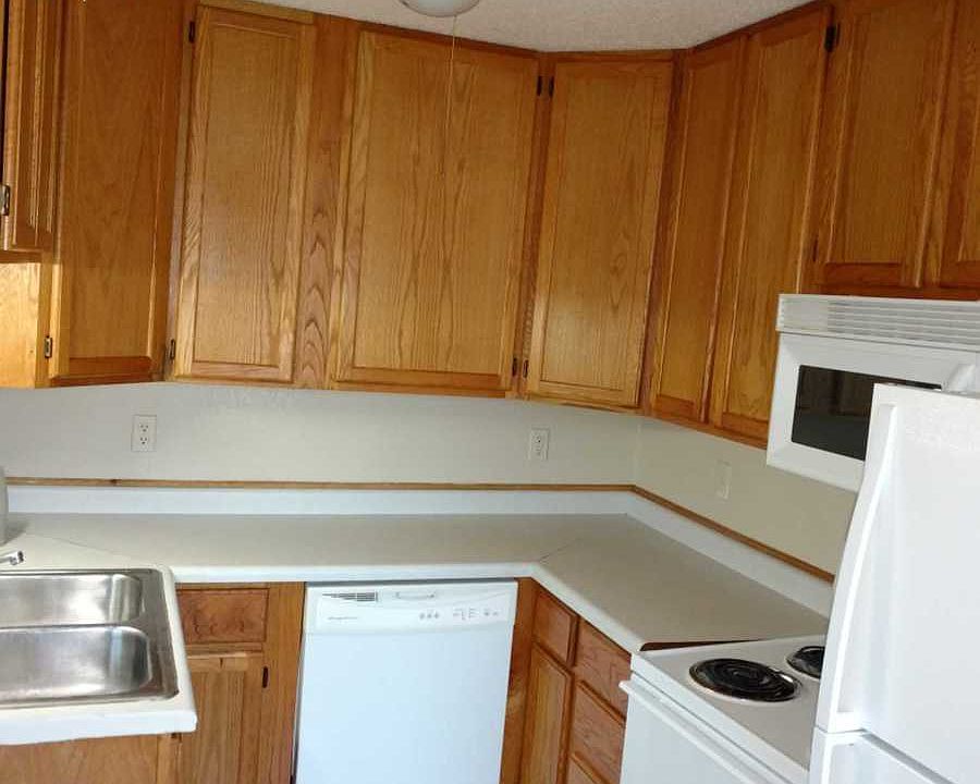 1st image of 976 Robert St S APT 301
