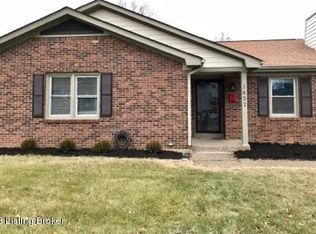 1621 Crossridge Ln, Graymoor Devondale, KY 40222