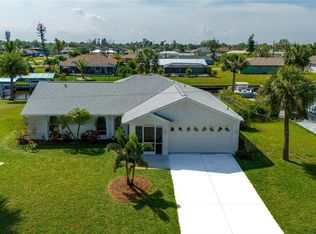 127 Barre Dr NW, Pt Charlotte, FL 33952