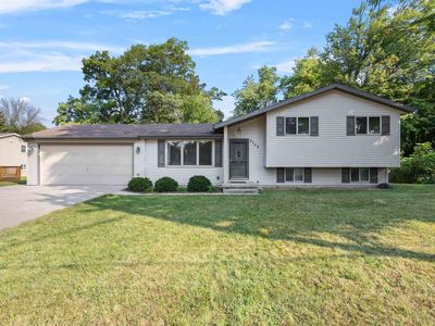 2752 HAZELWOOD LANE, Green Bay, WI, 54304
