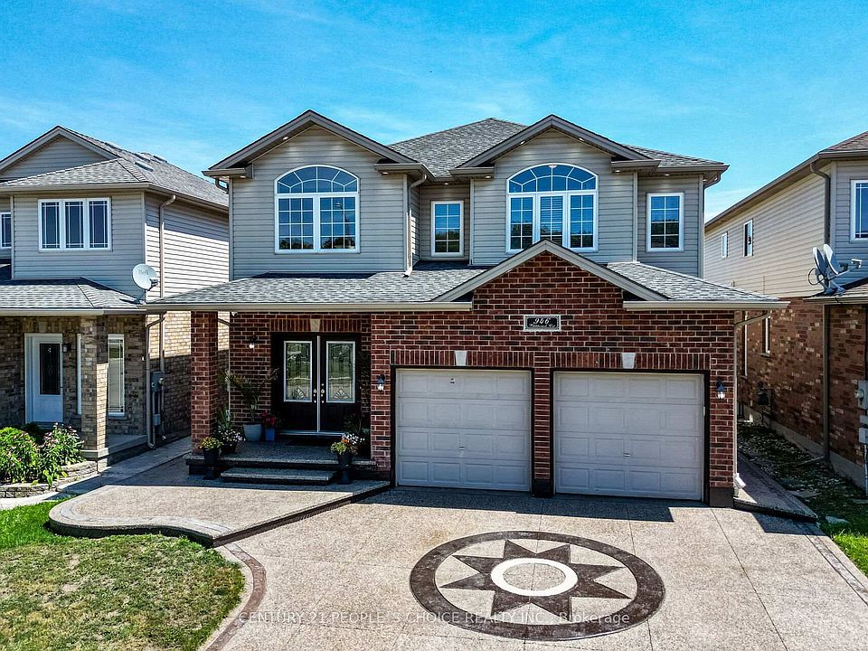 1st image of 946 Pebblecreek Ct N