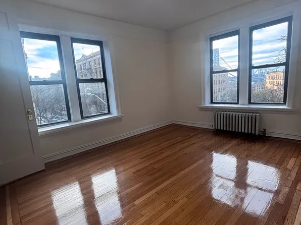 815 West 181st Street image 5 of 29