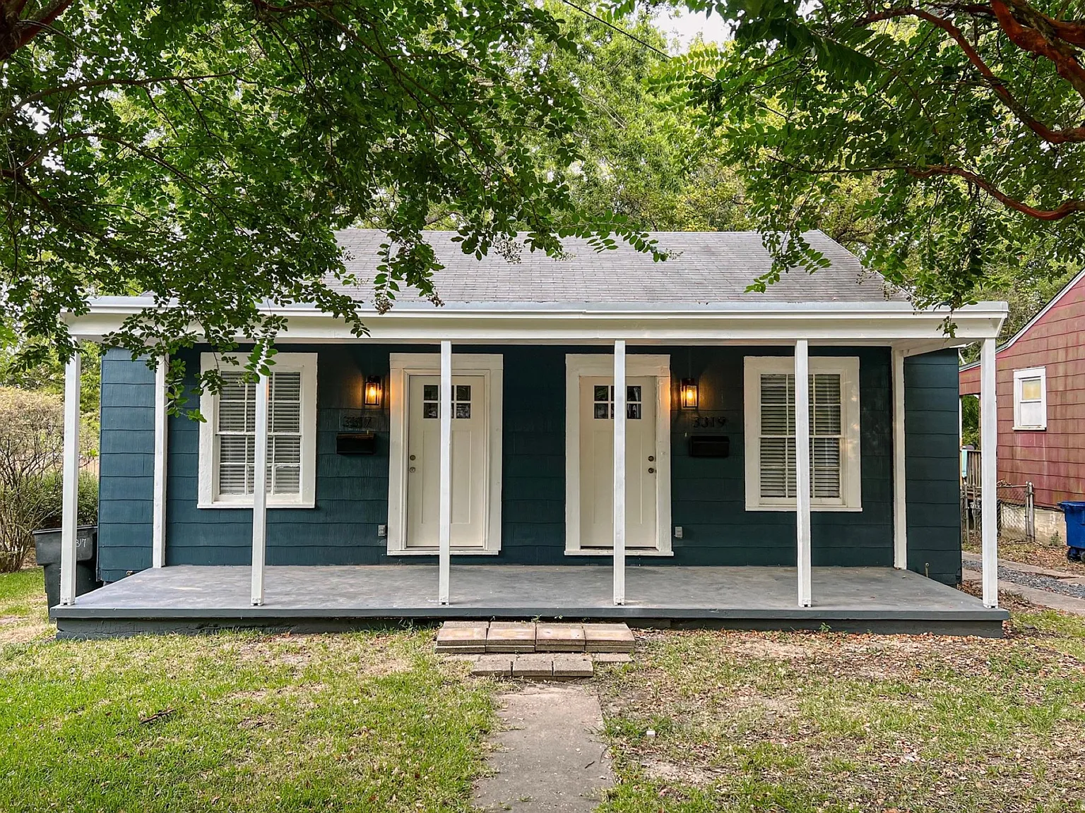 3317 Alexander Ave — Photo 1