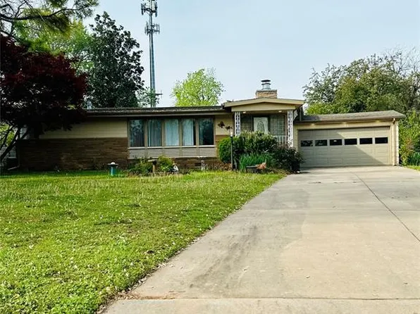 7104 Hilltop Ct, Midwest City, OK 73110