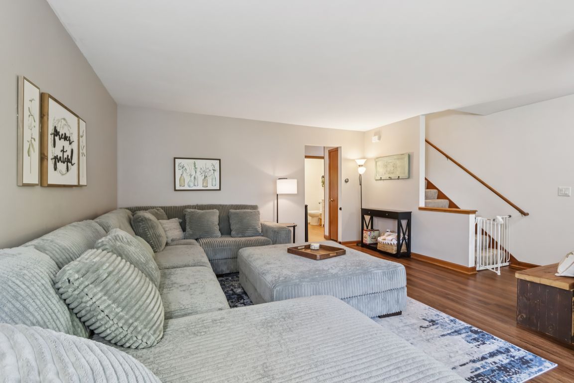 next background image