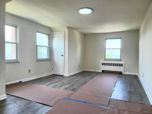 404 9th St Floor 2, Palisades Park, NJ 07650