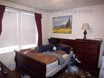 2nd image of 1800 Commonwealth Ave #Sd12