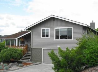 1124 N 38th St, Renton, WA 98056