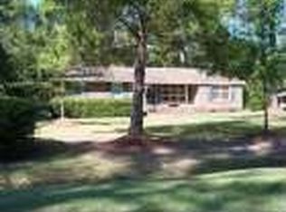 276 Basden Rd, Burgaw, NC 28425