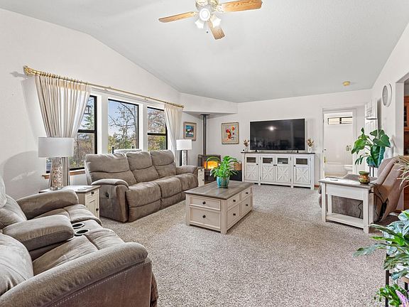 2nd image of 855 Pool Street