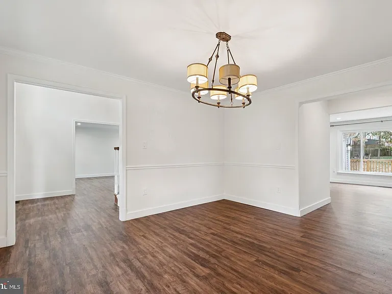 1291 Mason Mill Ct — Photo 5