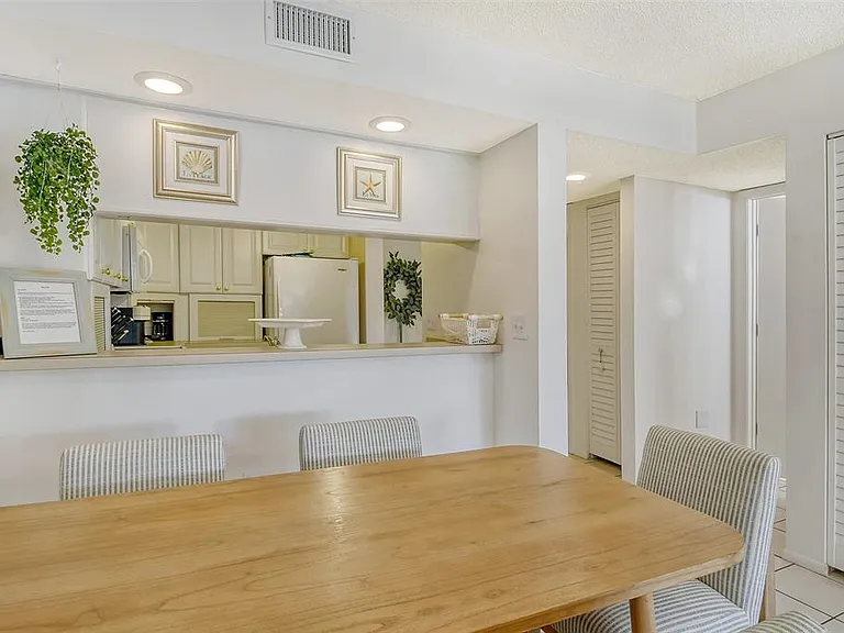 4616 Ringwood Mdw #20 — Photo 20