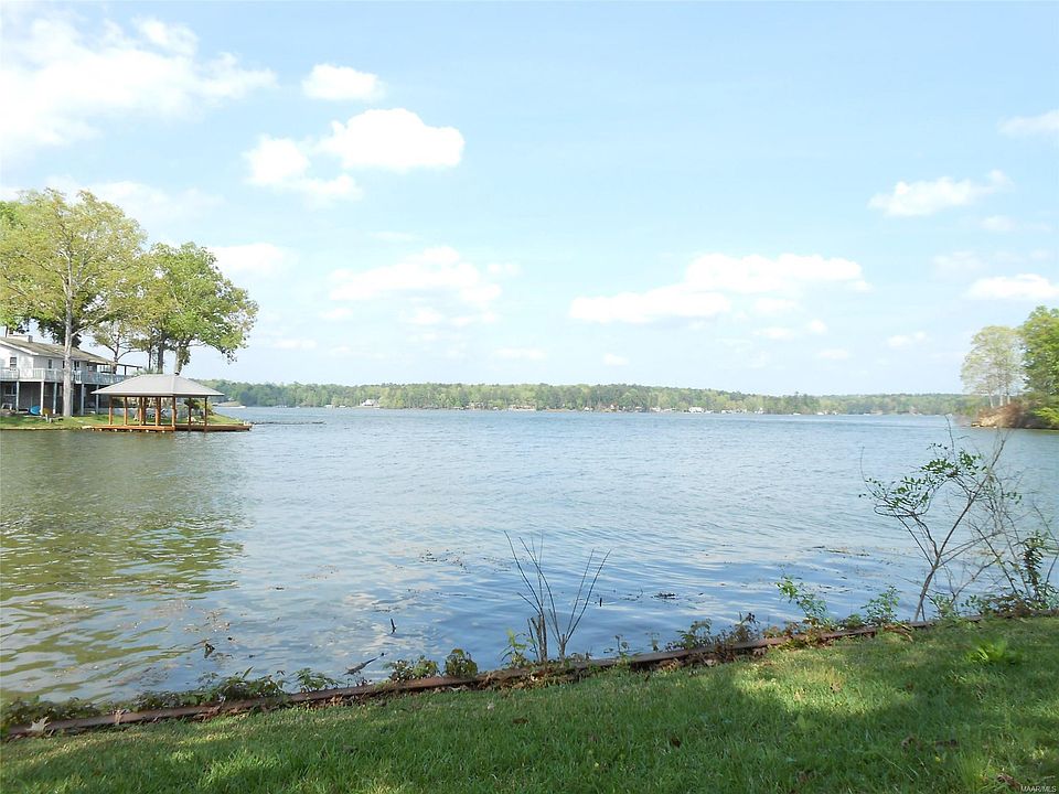 1st image of 125 Donahue Dr