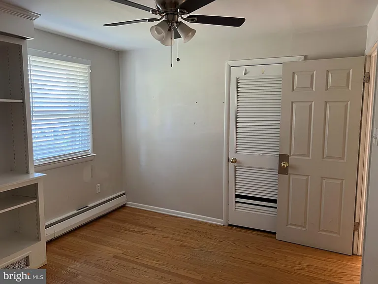 319 Meetinghouse Ln — Photo 15