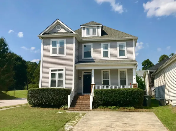 2301 Sapphire Valley Dr, Raleigh, NC 27604