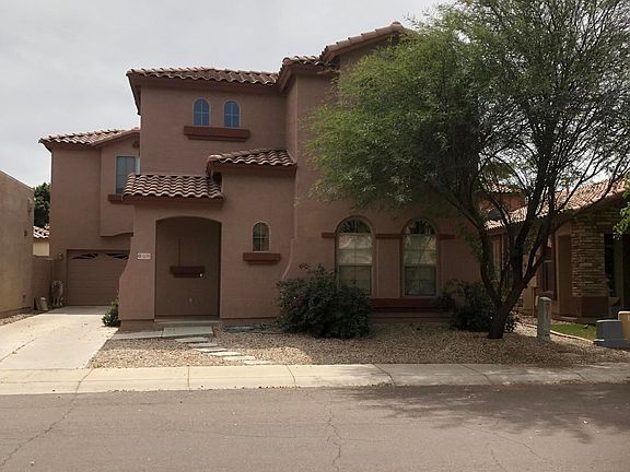 3rd image of 2679 E Chester Dr