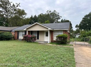 8461 Southaven Cir W, Southaven, MS 38671