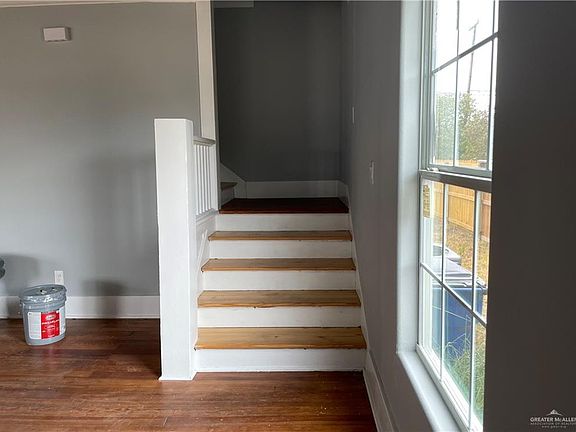 2nd image of 113 N 13th St E