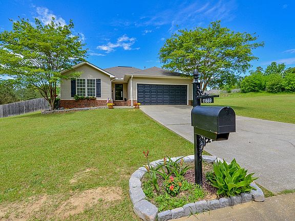 3rd image of 11669 River Point Ln