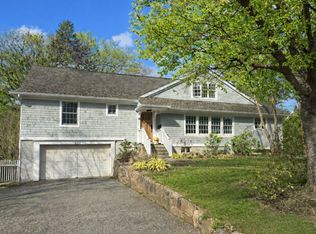 225 S Barry Ave, Mamaroneck, NY