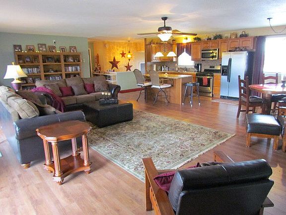 5th image of 8769 N Kiger Dr