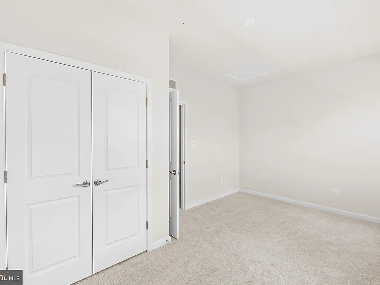 3404 Chester Aly — Photo 23