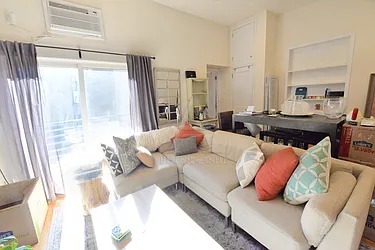 Rented by Peter Ashe