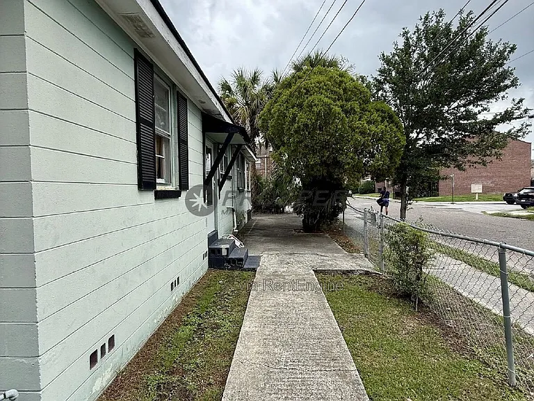 45 Drake St — Photo 26