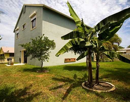2nd image of 2074 N Suzanne Cir
