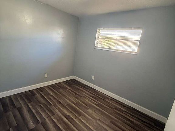 4th image of 1407 Lotela Ave