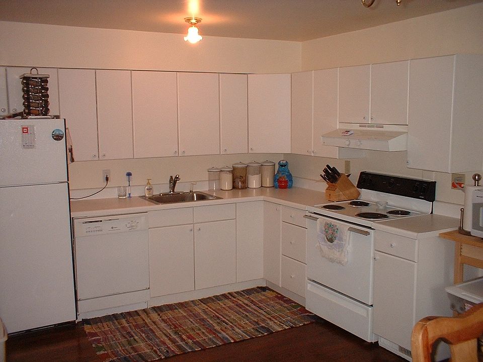 All white country kitchen