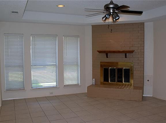 4th image of 4008 Angelina Dr