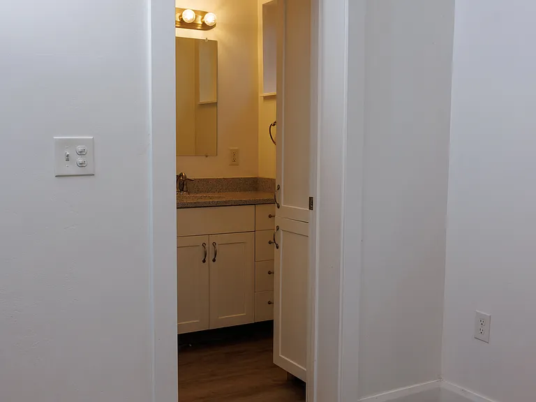 1834 Gregson Ave #NA — Photo 11