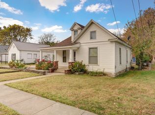 2233 N Taylor Ave, Springfield, MO 65803