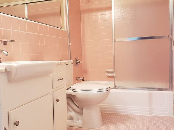 3rd image of 460 W Doran St APT 312