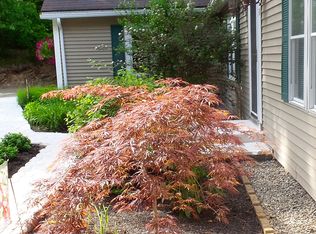 76 Southbridge Rd, Dudley, MA 01571