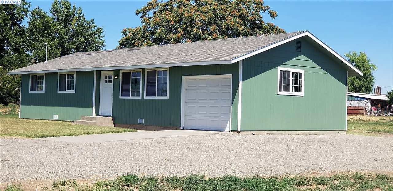 290 Green Giant Rd photo 1