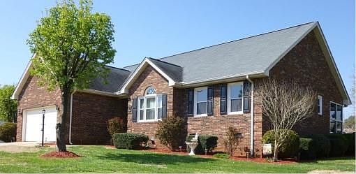 2nd image of 106 Highland Pnes #D