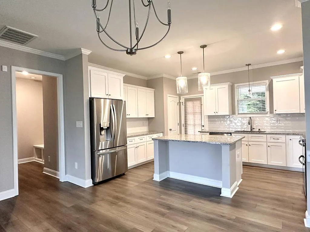 3355 Hopekirk Dr — Photo 4
