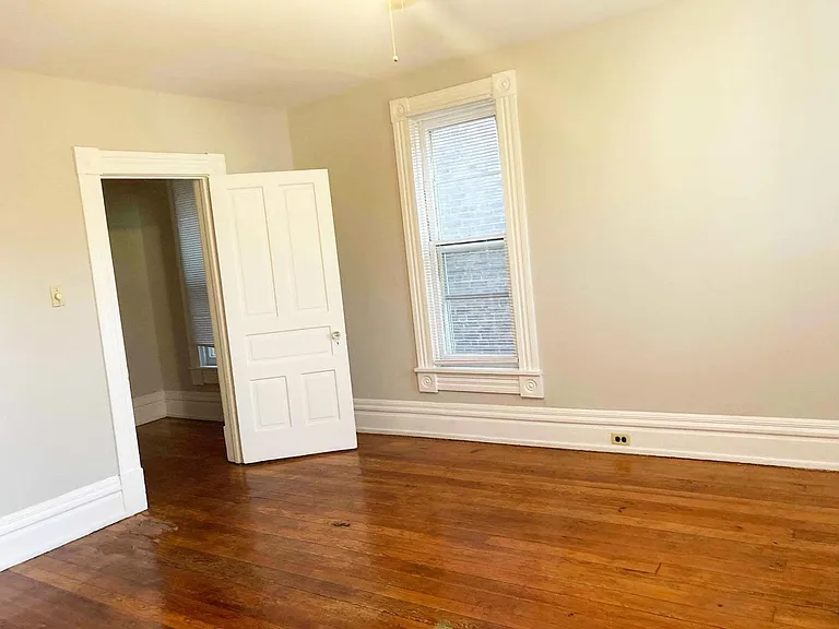 3212 Bishop St — Photo 6