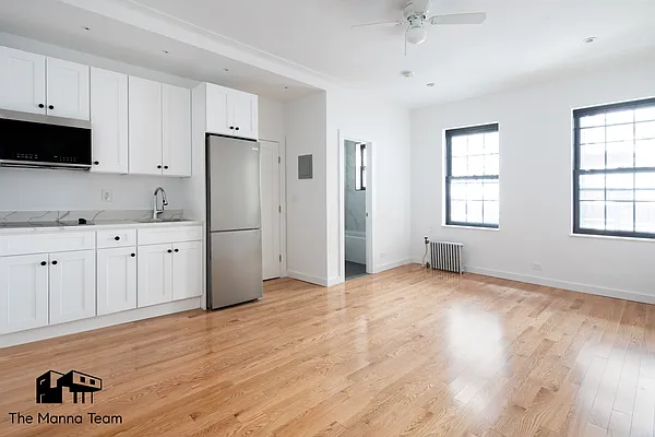 Rented by Compass | media 2