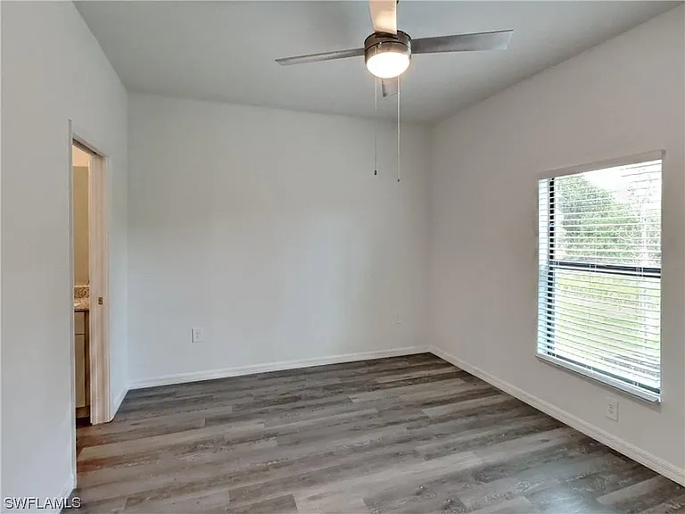 1108 Gilbert Ave S #1108 — Photo 6
