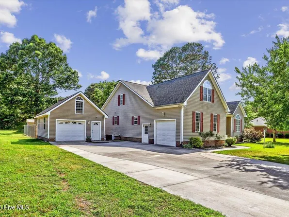 105 W Raintree Lane, Goldsboro, NC 27534