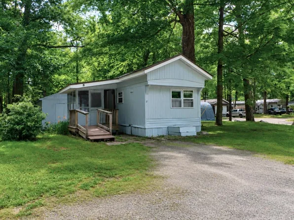 2 Corrigan Street, Gorham, NH 03581