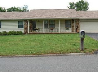 11728 Autumn Leaves Ln, Knoxville, TN 37934