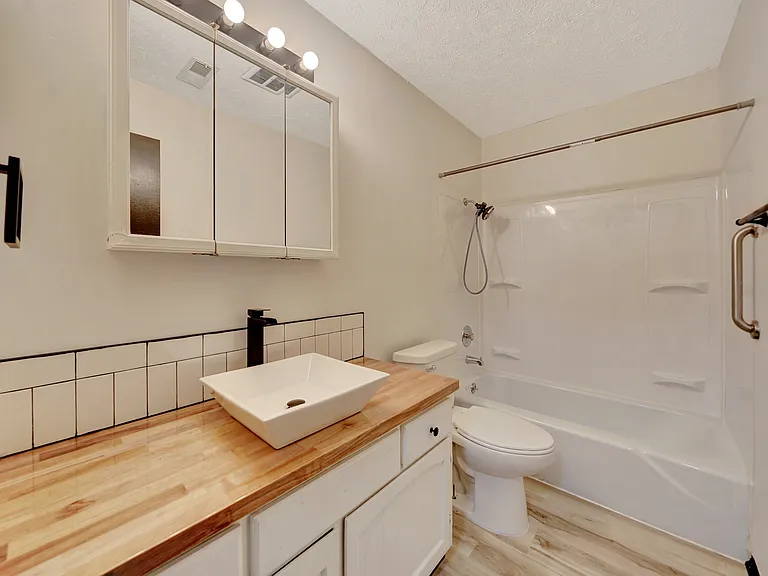 5707 Ballard Ave #5709 — Photo 15