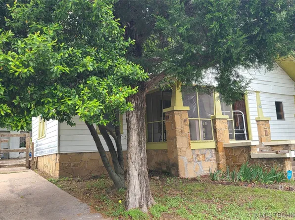 606 N Garfield Ave, Sand Springs, OK 74063